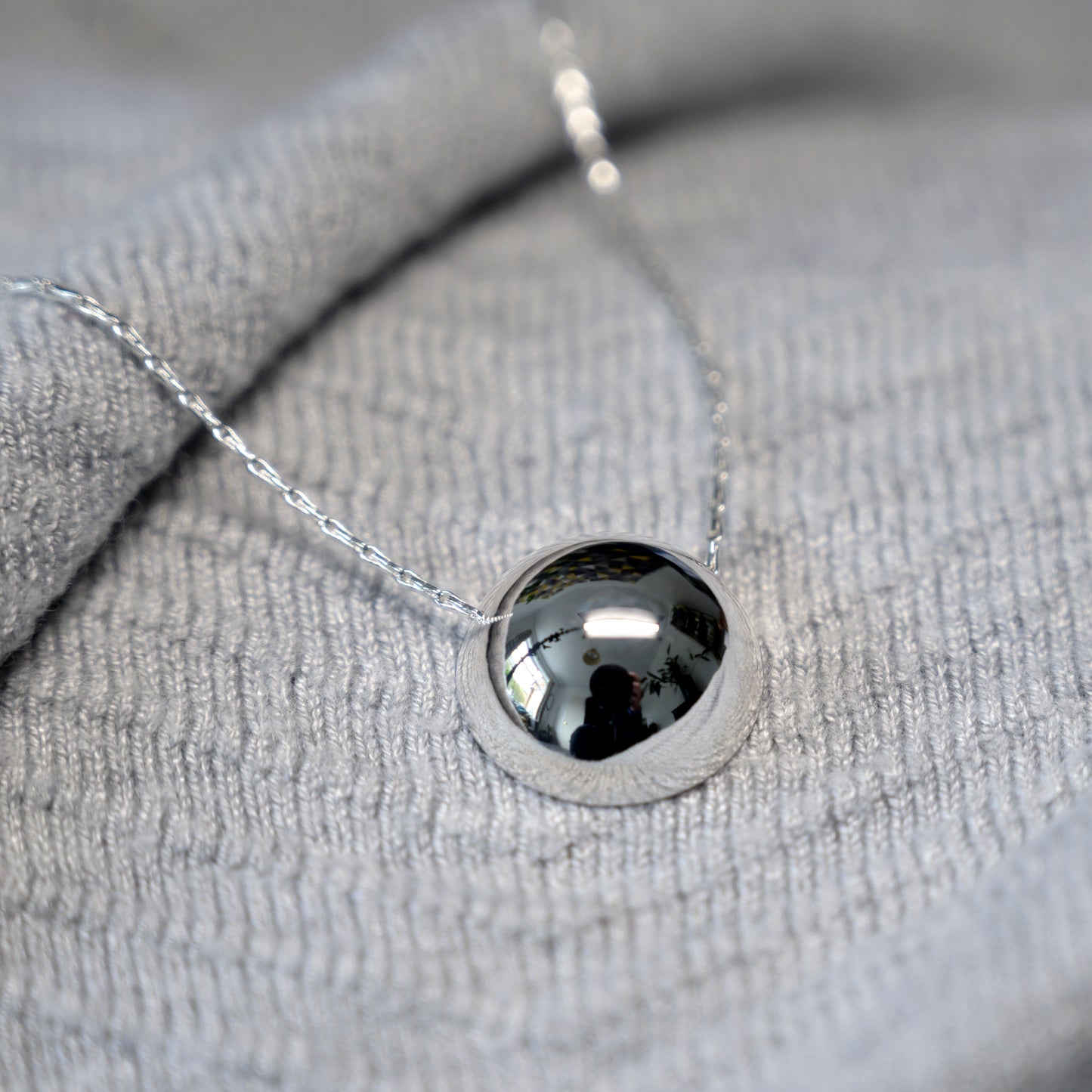 Kando Medium Pendant