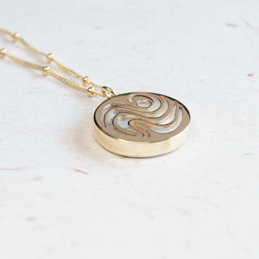 9ct Yellow Gold Opal Coin Pendant