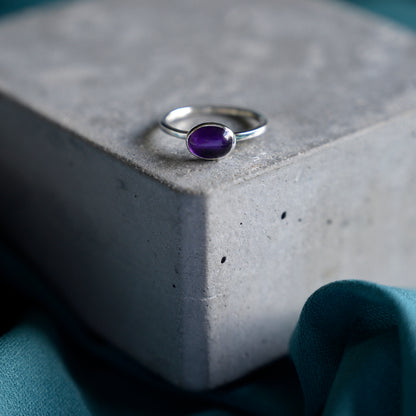 Silver Amethyst Cabochon Ring