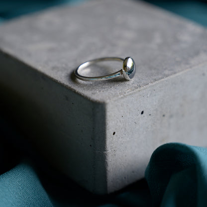 Silver Hematite Cabochon Ring, size N