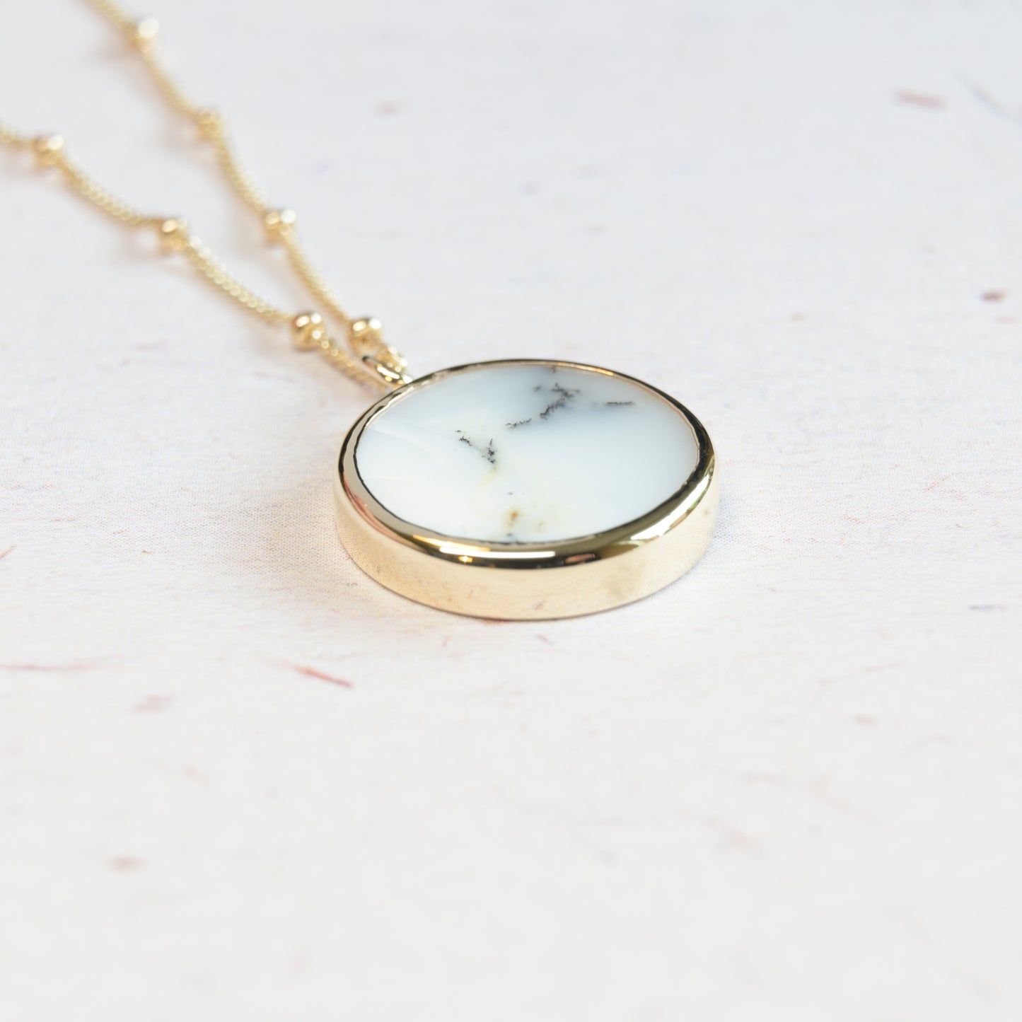9ct Yellow Gold Opal Coin Pendant