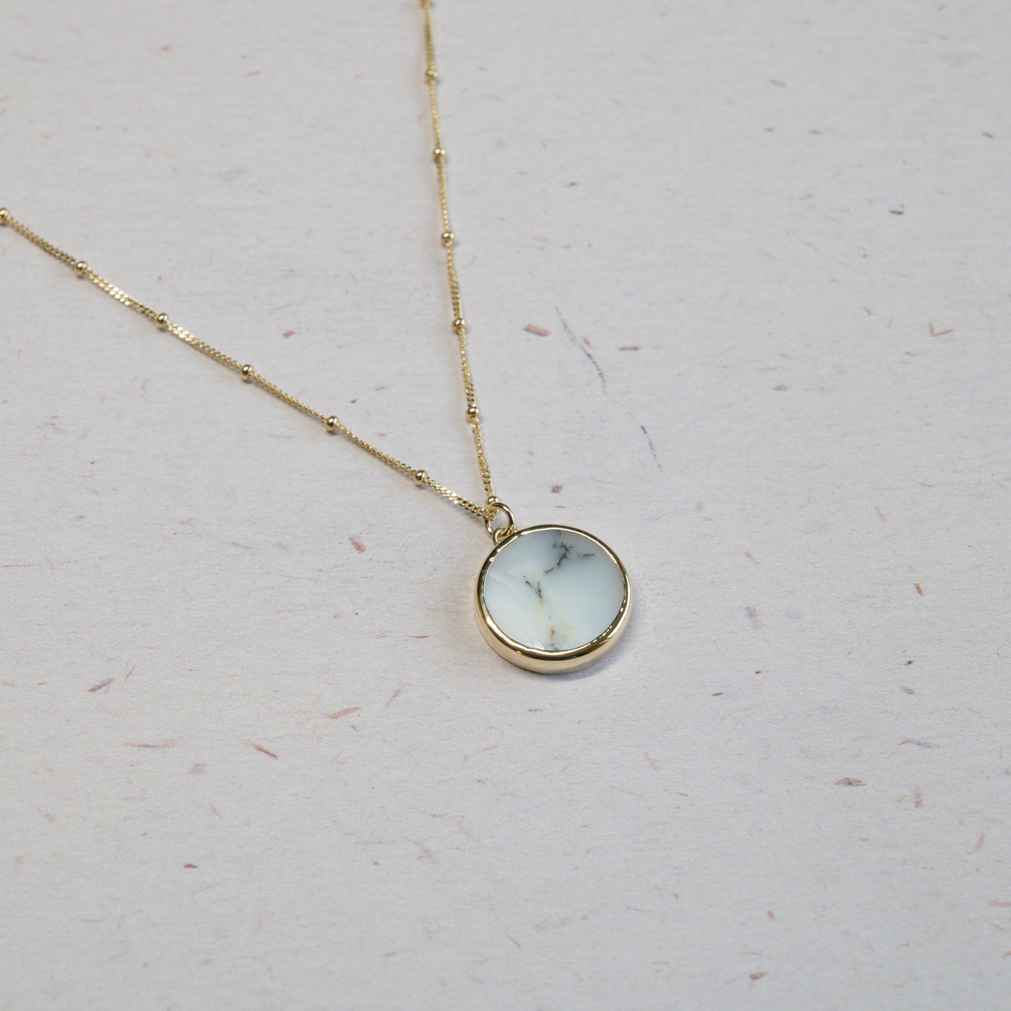 9ct Yellow Gold Opal Coin Pendant