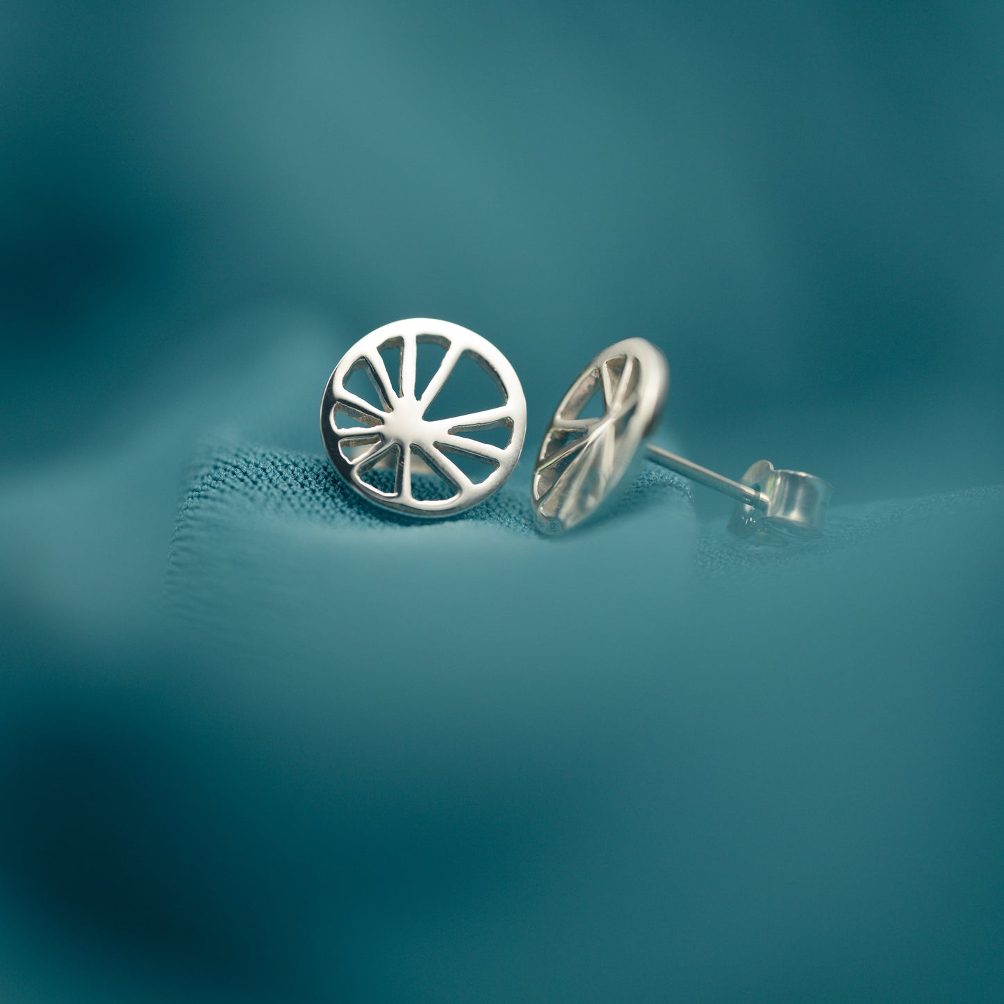 Mura Small Stud Earrings